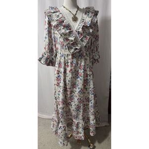 Just Me Maxi Modi  Floral and Lace Dress‎ Size S.